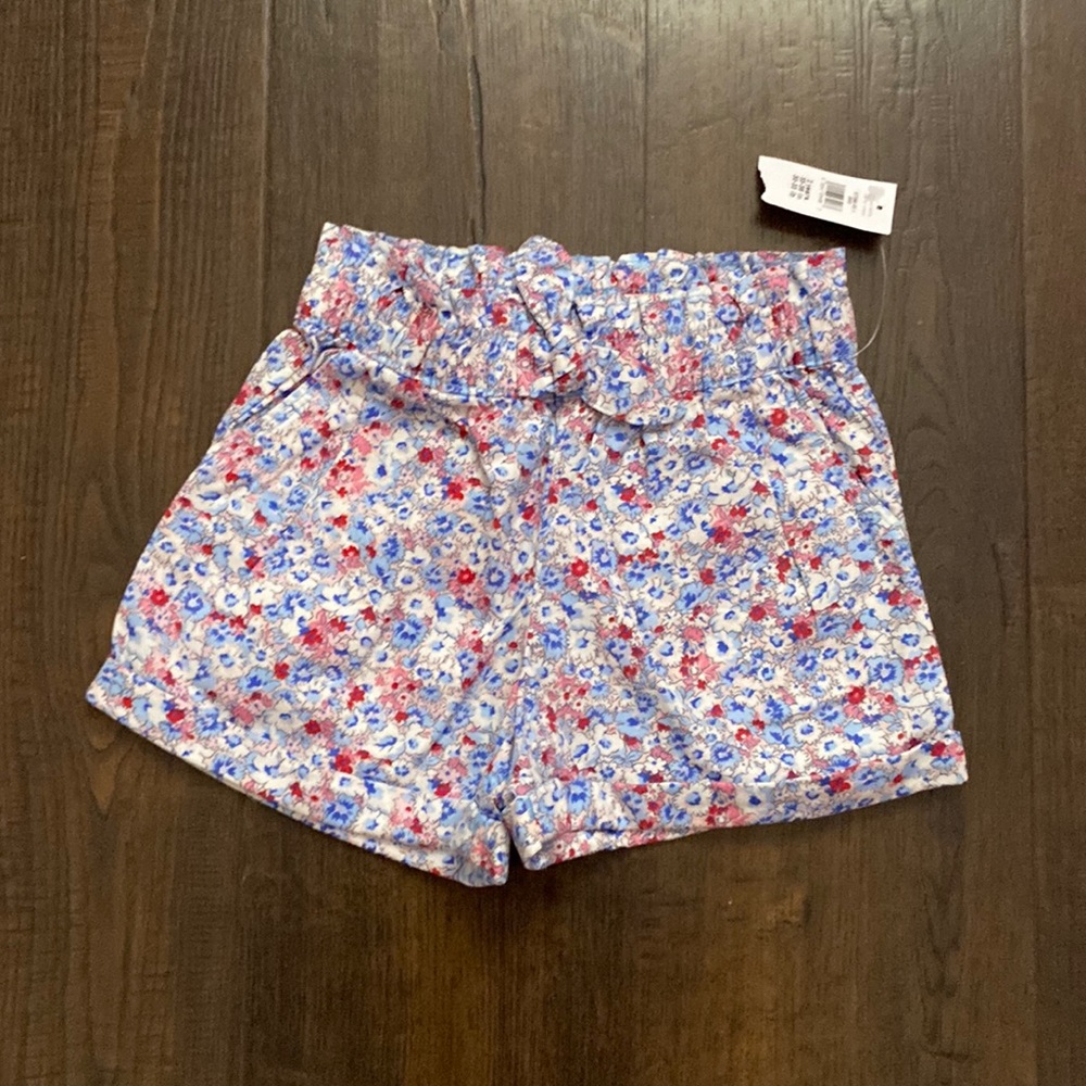 Gap toddler shorts w/tag
